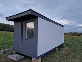 Unimobunka      7  X  2.5  m