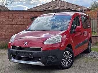 Peugeot Partner Tepee 1.6i Facelift mod. 2014 145 tisíc km