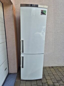 Na predaj: Chladnička s mrazničkou AEG – 100 €
