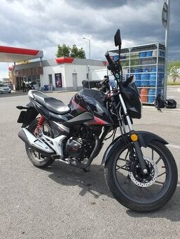 Honda cb125f