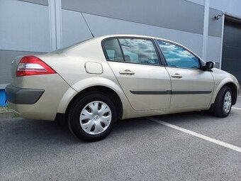 Renault Megane II sedan 1,6 benzín - rok 2008 - Klimatizácia