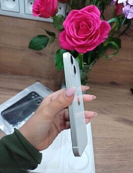 Apple Iphone 13 128GB ako nový