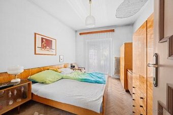 PREDAJ 6i rodinného domu na Popradskej ulici v Bratislave