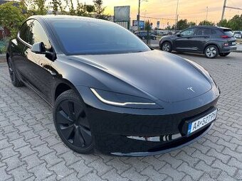 Tesla 3 Highland