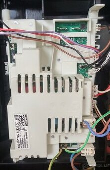 Siemens EQ500 Integral, koupím elektroniku.