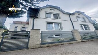 Na predaj 4-izbový byt v rodinnom dome s pozemkom – Trnové,