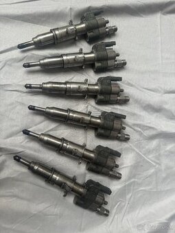 Vstrekovace N53B30A