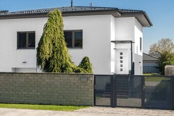 BABONY TREI Predaj 5 izb.dom v obľúbenej lokalite Ivanka pri