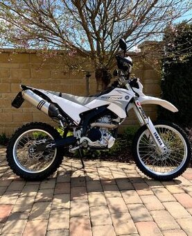 Yamaha WR250R - 1
