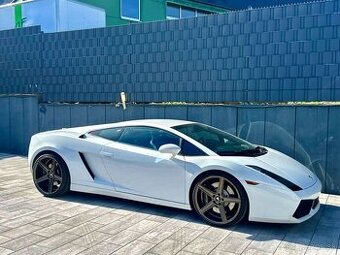 Lamborghini Gallardo V10 Coupe