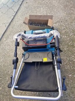 Elektricky vertikutator makita uv3600