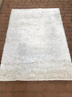 Koberec Shaggy.