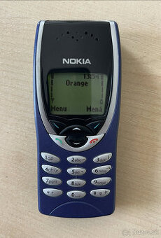 NOKIA 8210
