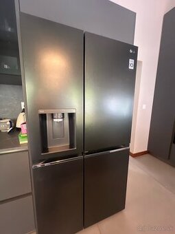 Americká chladnička LG