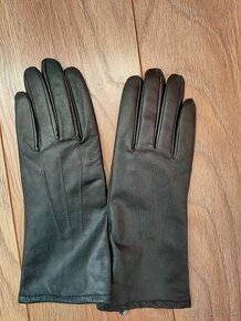 Kožené rukavice,zástera,župan,klobúk