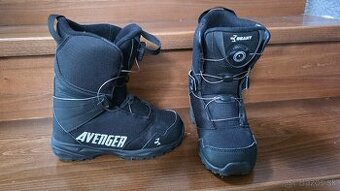 Predam detske snowboardove topanky