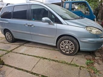 Rozpredam peugeot 807  2.0hdi  Prevodovka 150eur  Predné sve