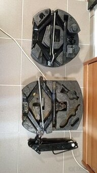 Sada zdvihaka a kľúča Ford