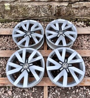 5x112 R16 originál alu disky VW Passat B8 - TOP STAV