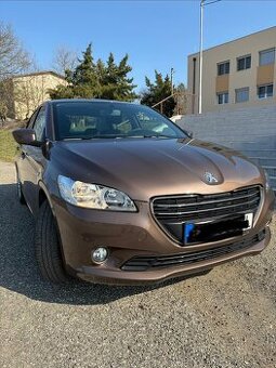 Peugeot 301 1.6 85kw Style