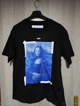 Off white. Veľkosť  s