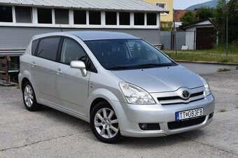 Toyota Corolla Verso 2.0 D-4D Base