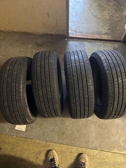 205/65R16 95H
