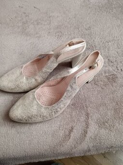 Dámska spoločenská obuv