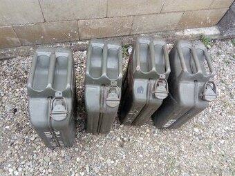 Bandasky - kanister 20L plechový.