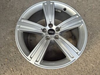 5x112 r19 ET32 x 8J elektróny originál AUDI
