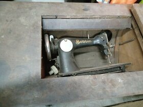 starý šlapací šicí stroj z. BOBBIN - 1
