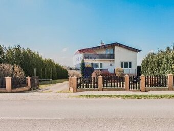 Rodinný dom s pozemkom 3 401 m2 - Malé Ripňany - na predaj