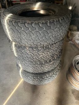 Predam pneu 265/70 r15