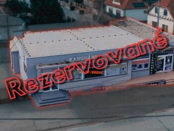 NA PREDAJ KOMERČNÁ BUDOVA V CENTRE GALANTY