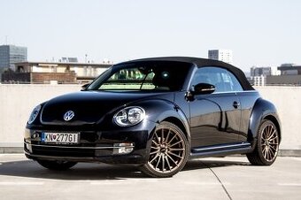 Volkswagen Beetle Cabrio 1.6 TDI Design