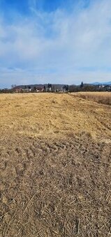 Stavebny pozemok750m2 15 min. od Kosic