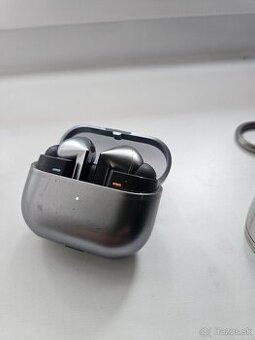 Samsung buds 3 pro - 1