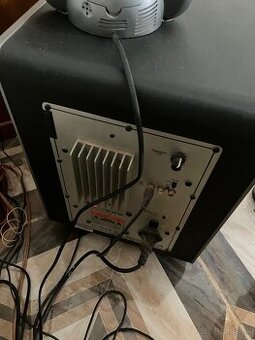 JBL - 1