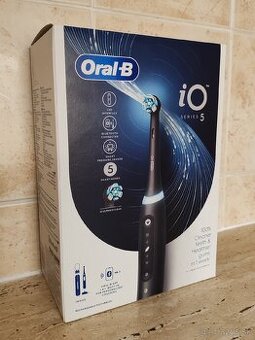 Zubná kefka Oral-B iO Series 5 Matt Black
