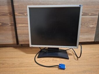 Darujem monitor