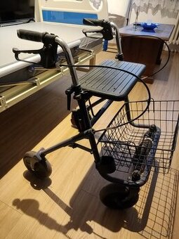 Pojazdné chodítko - zdravotnícka pomôcka