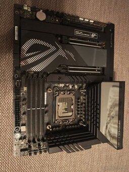 ASUS ROG MAXIMUS Z690 HERO