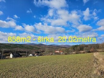 Slnečné stavebné pozemky IBV Zlatníky 858m2 - na predaj