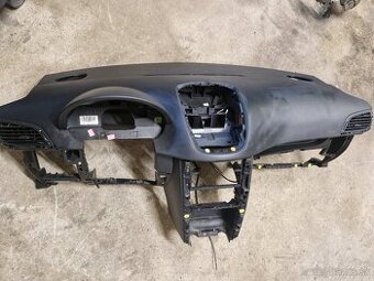 Palubovka Peugeot 207, 2006 - 1