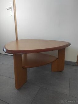 Konferenčný stolík