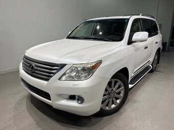 2011 LEXUS LX570 - 8 miest