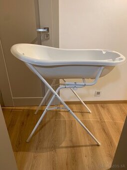 2 detské vaničky so stojanom Keeper + lehátko