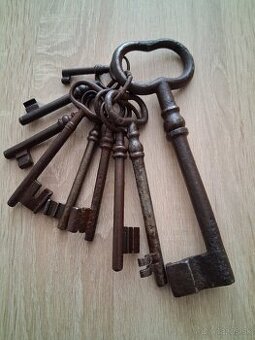 Predam stare kluče
