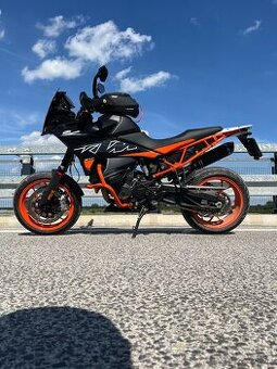 KTM SMT 890