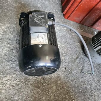Elektromotor